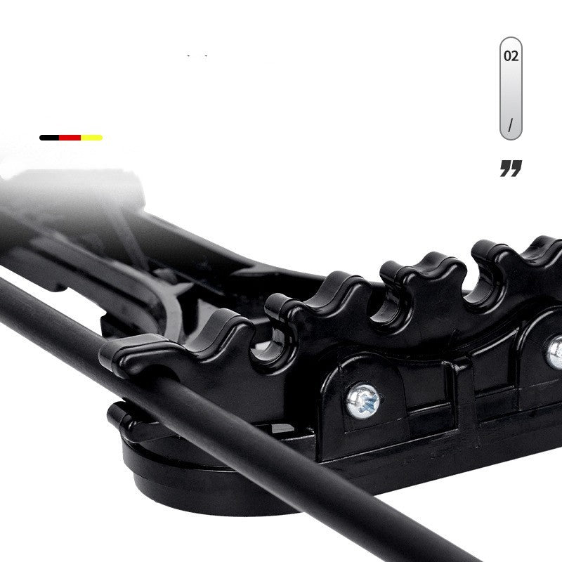 Camo Archery Equipment That Can Carry Six Arrows