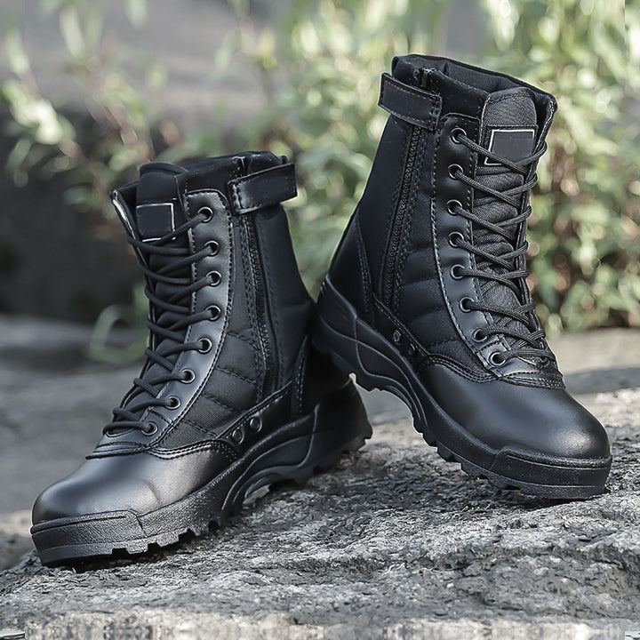 Land combat boots, hiking shoes