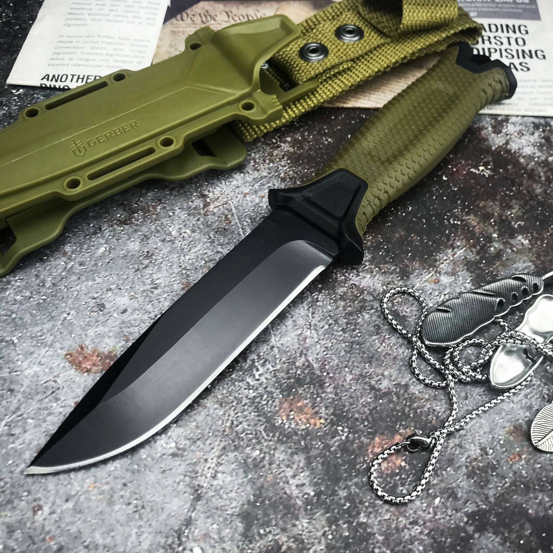 Outdoor Survival Multi-functional Knife