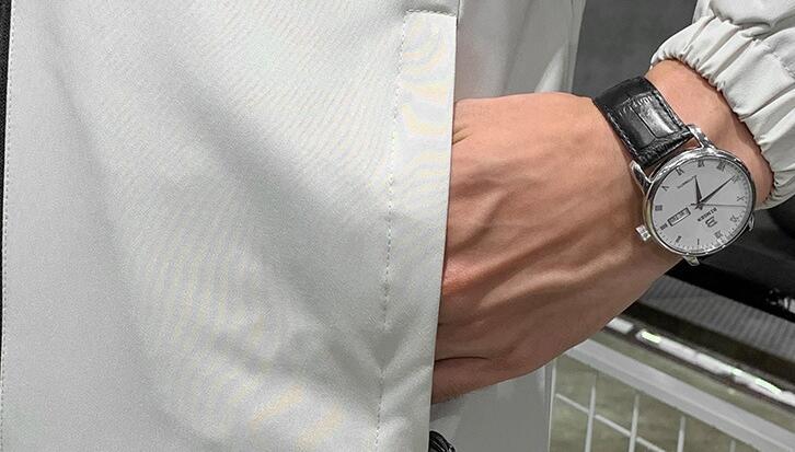 Fashionable Hooded Solid Color Casual Jacket